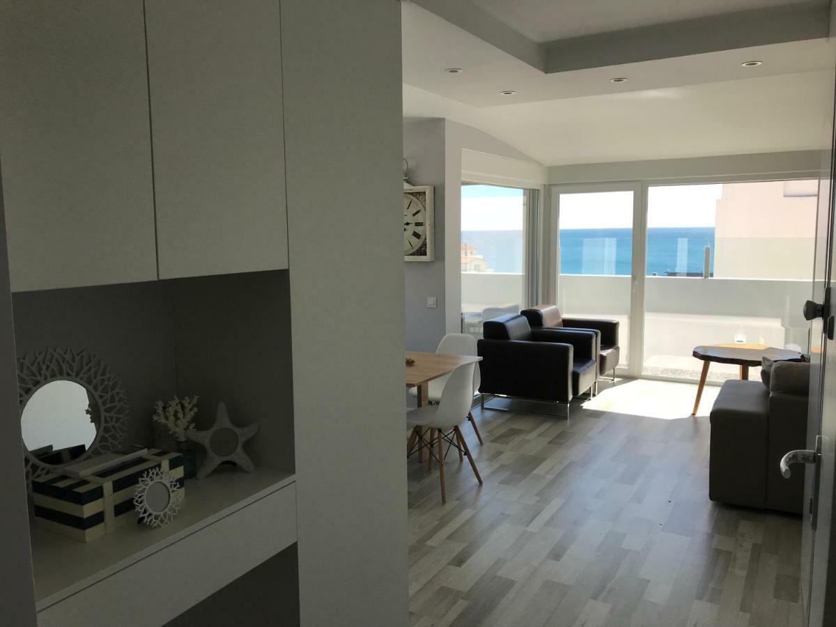 Blue Bay Beach Apartment Sesimbra Esterno foto